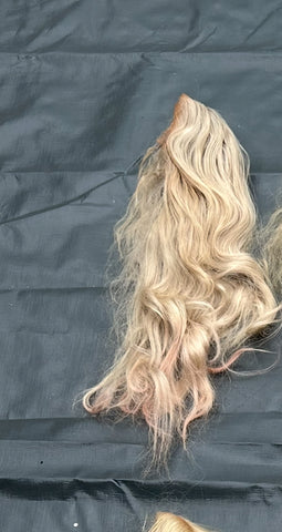BLONDE WIG